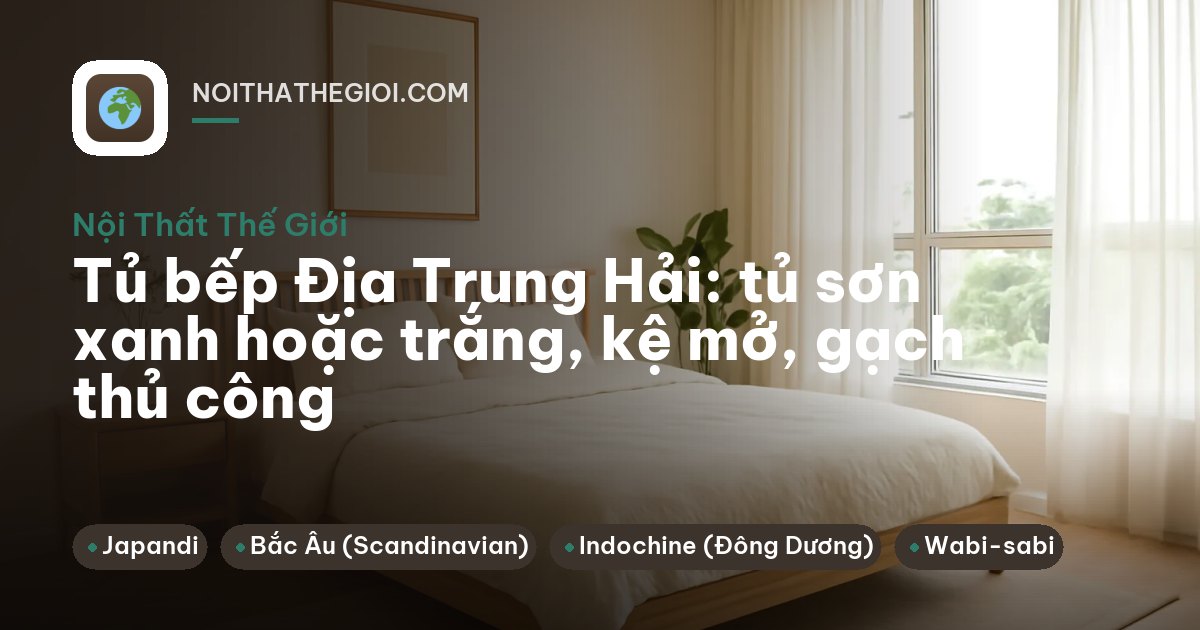 Bếp tủ dưới sơn xanh lam, kệ gỗ mộc trên tường gạch trắng, chồng đĩa gốm